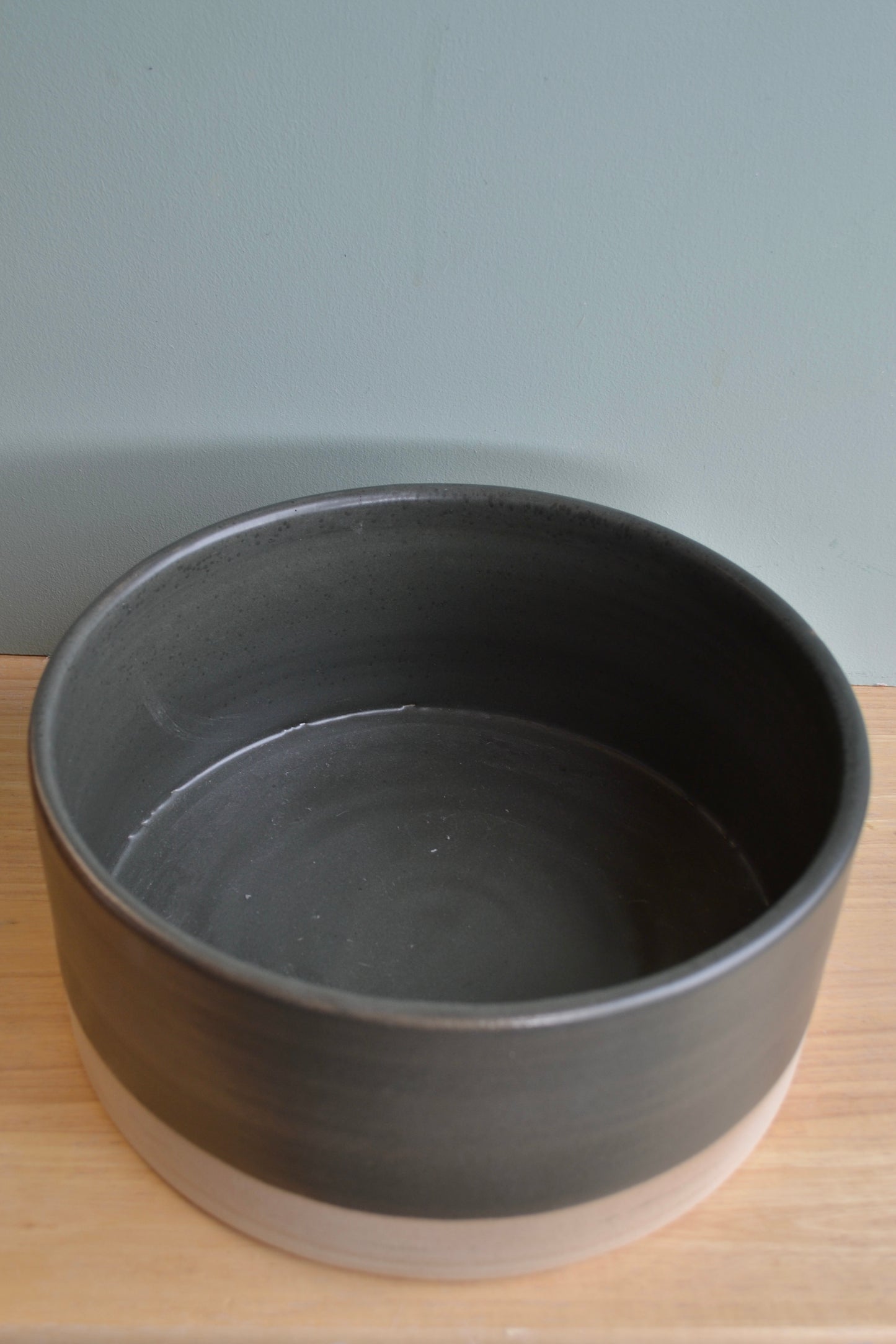 Large charcoal plant pot *second*