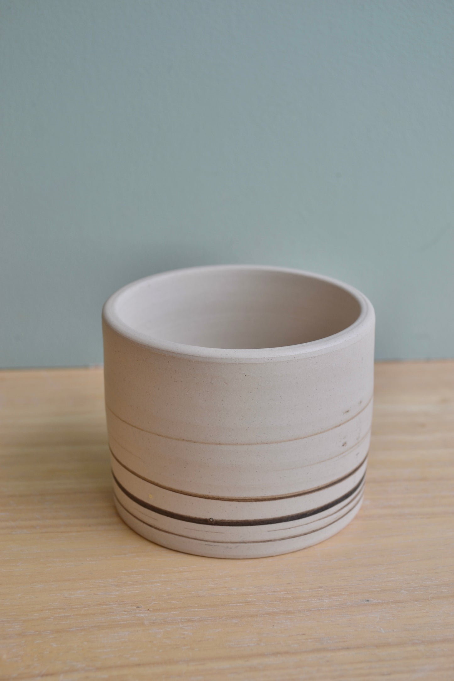 Small swirl pot *second*