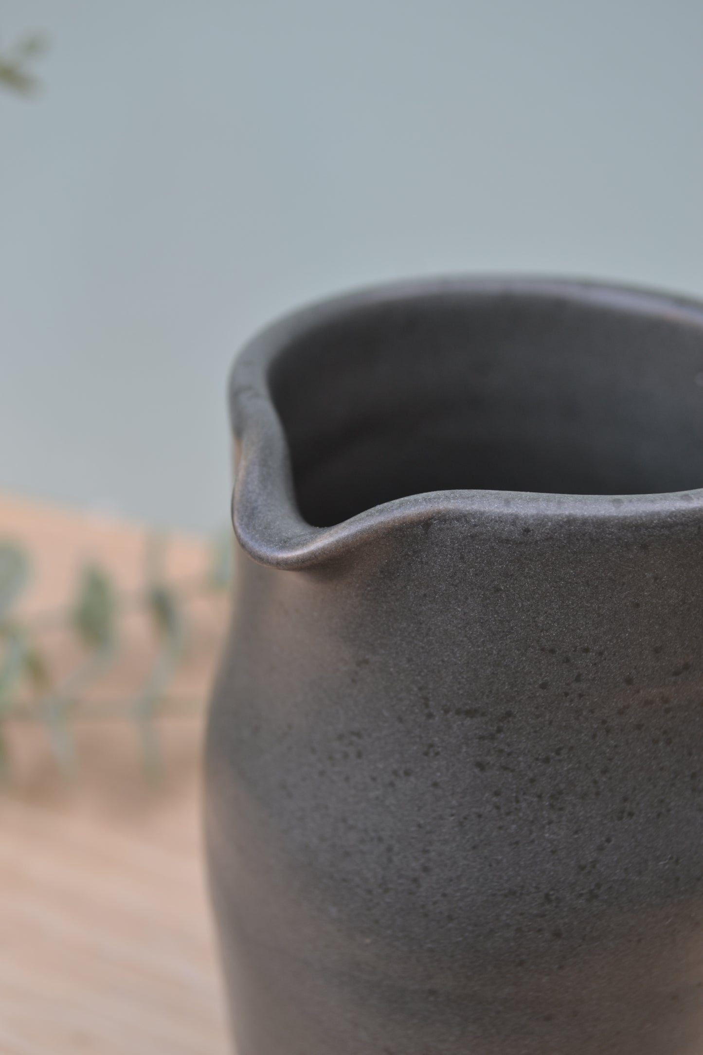 1 Pint Jug- Charcoal