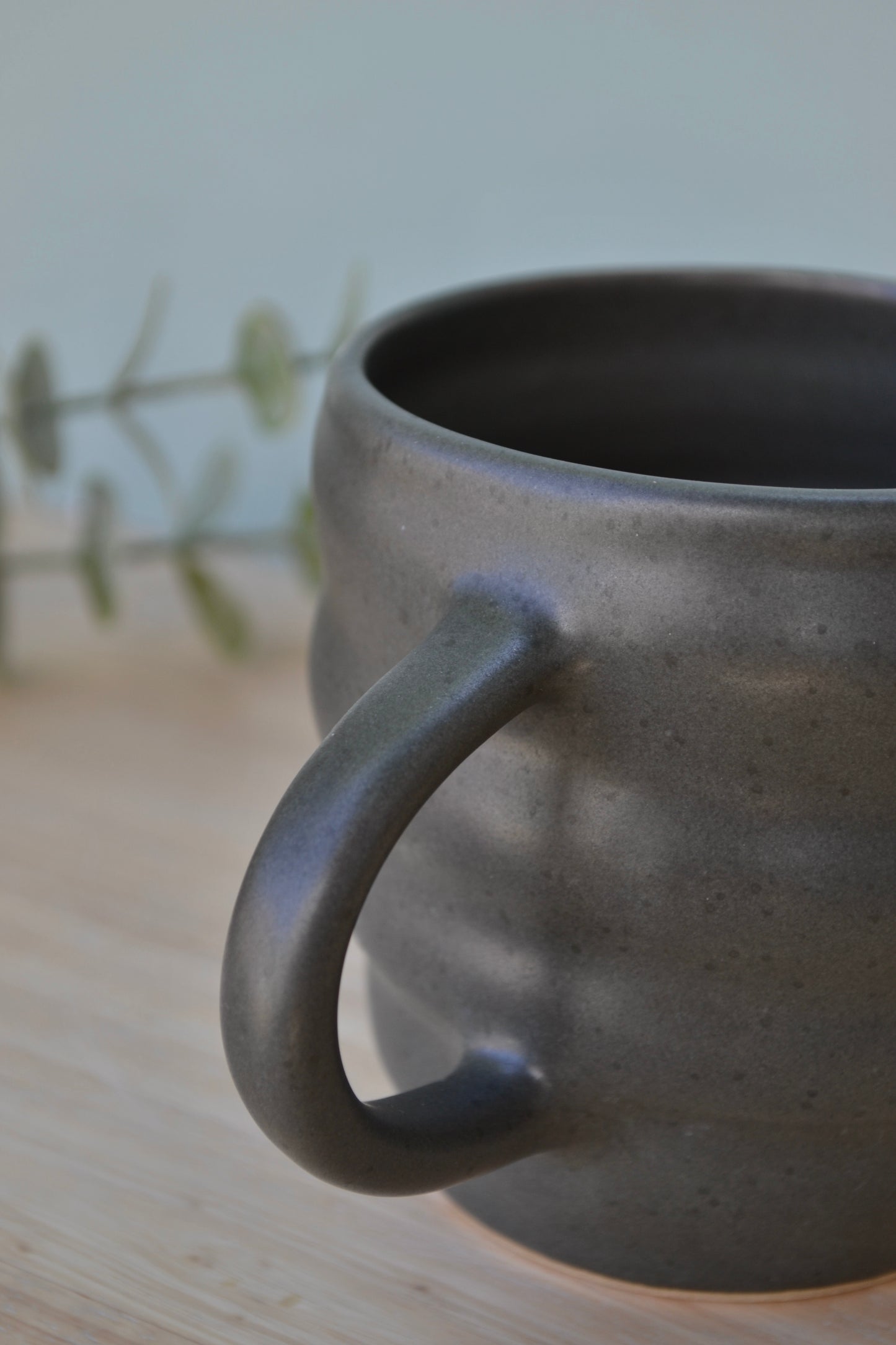 Spiral Mug- Charcoal