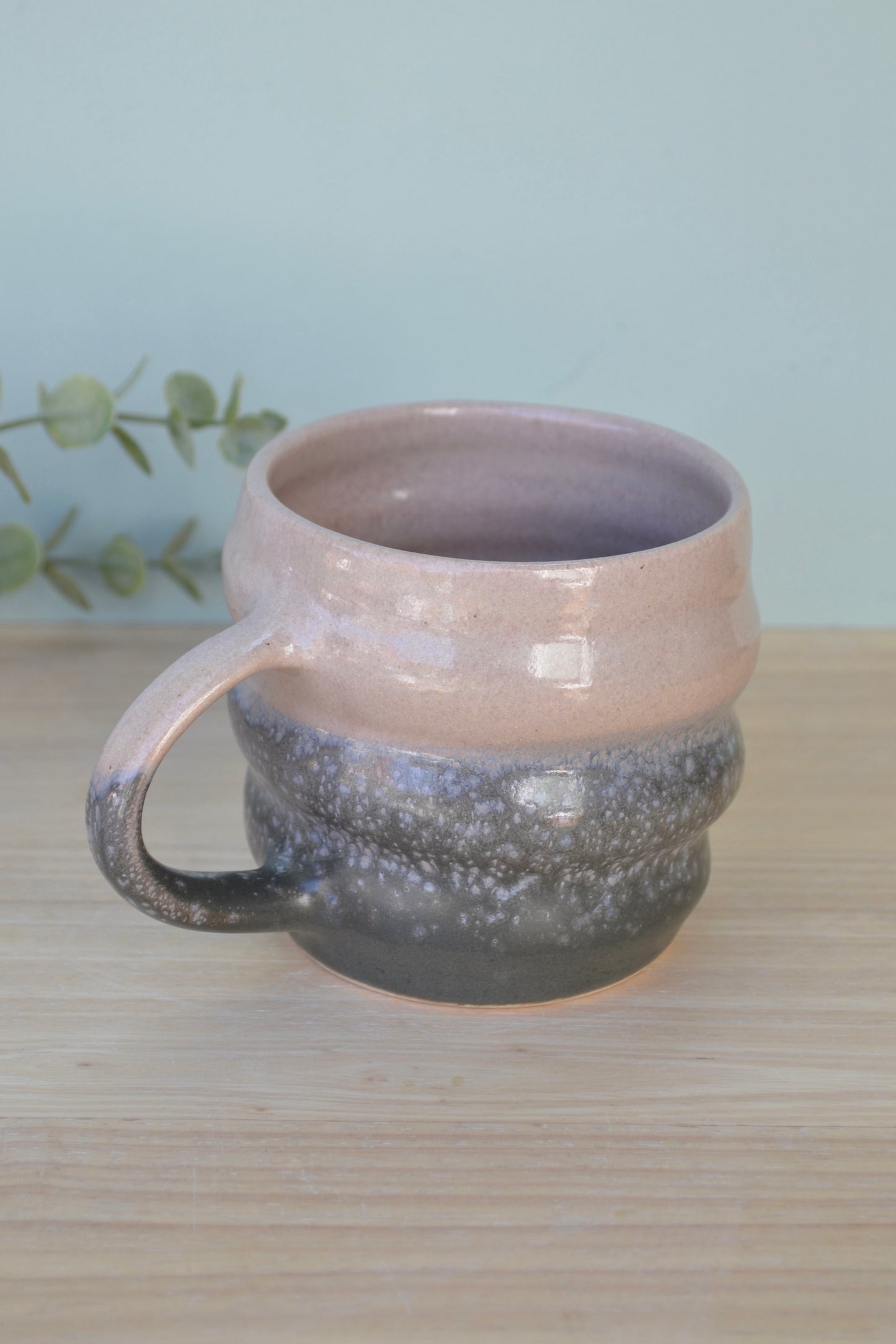 Spiral mug- Charcoal Blush