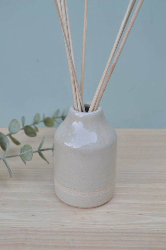 Diffuser Vase- Cream