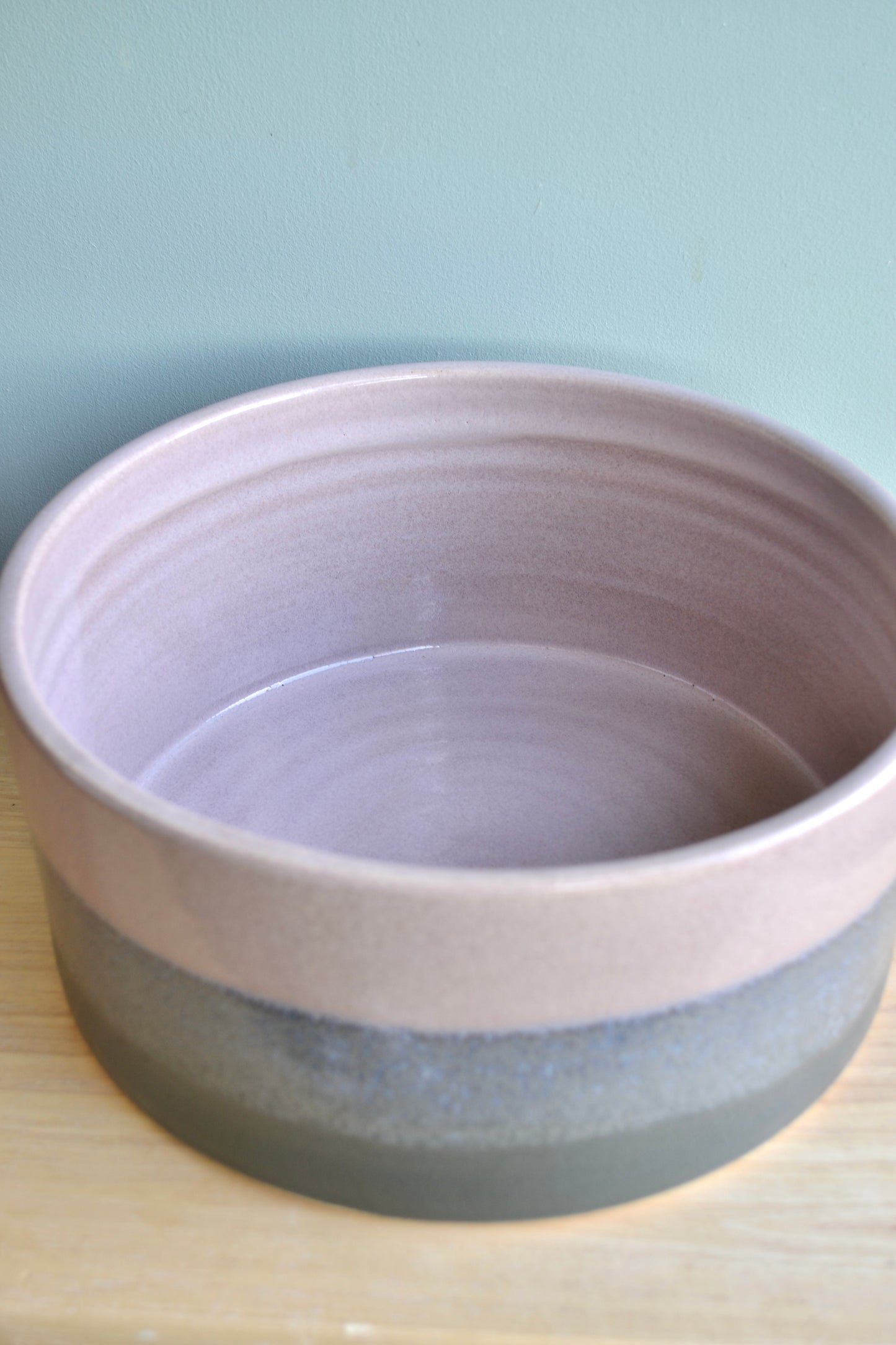 Large plant pot *second*