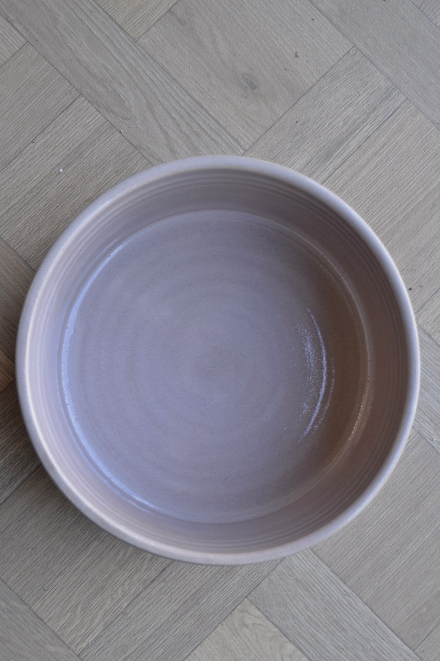 Large plant pot *second*