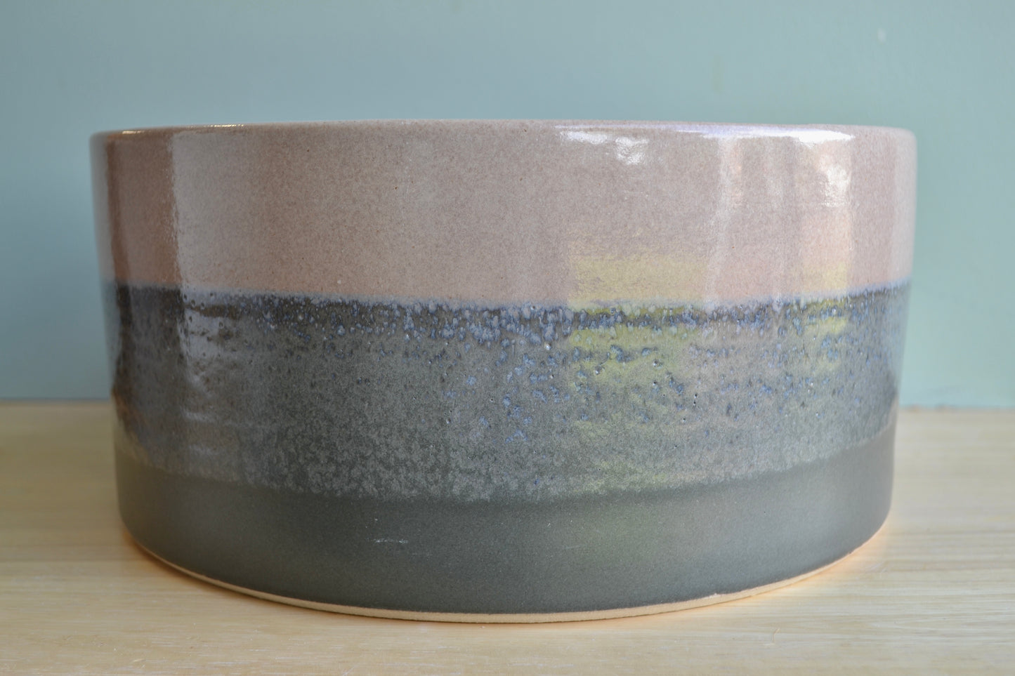 Large plant pot *second*