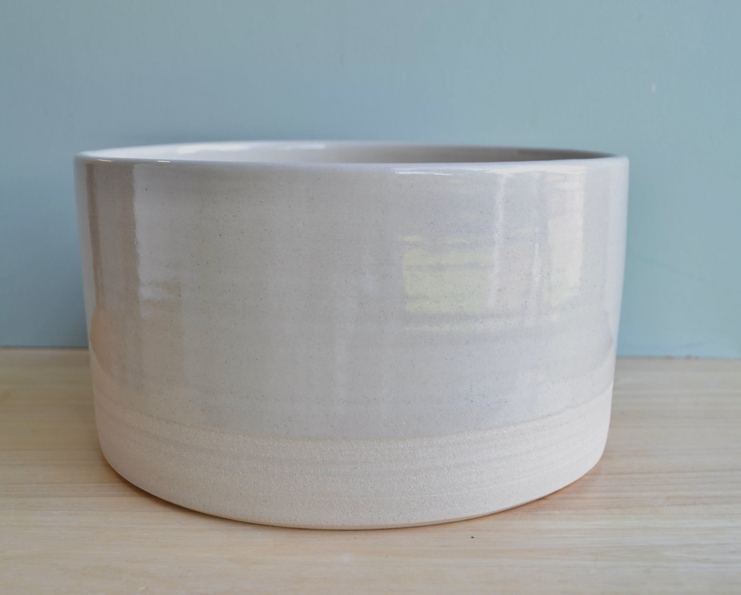 Large plant pot *second*