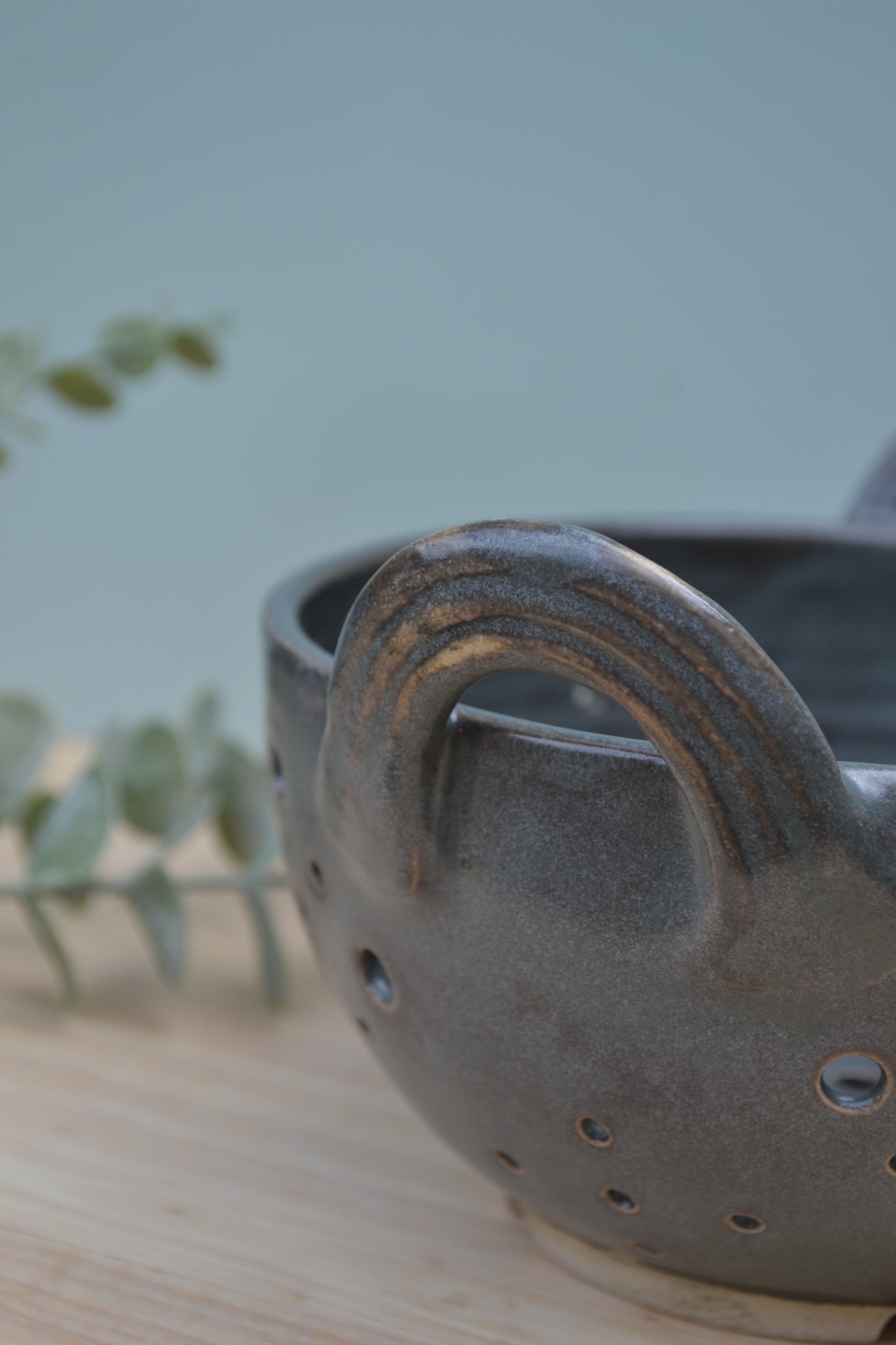 Berry Bowl- Charcoal