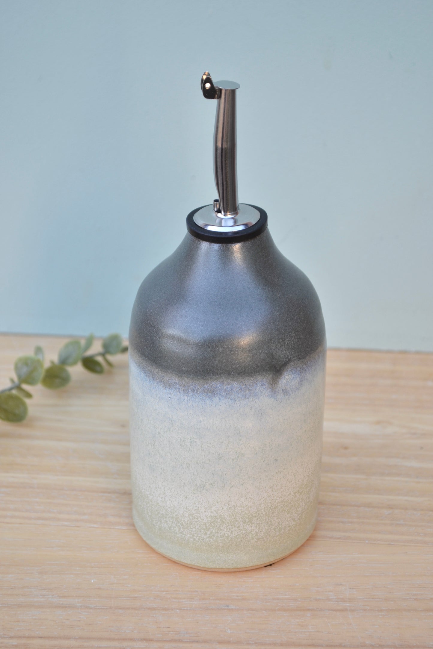 Oil bottle small- Charcoal and Apple Blossom