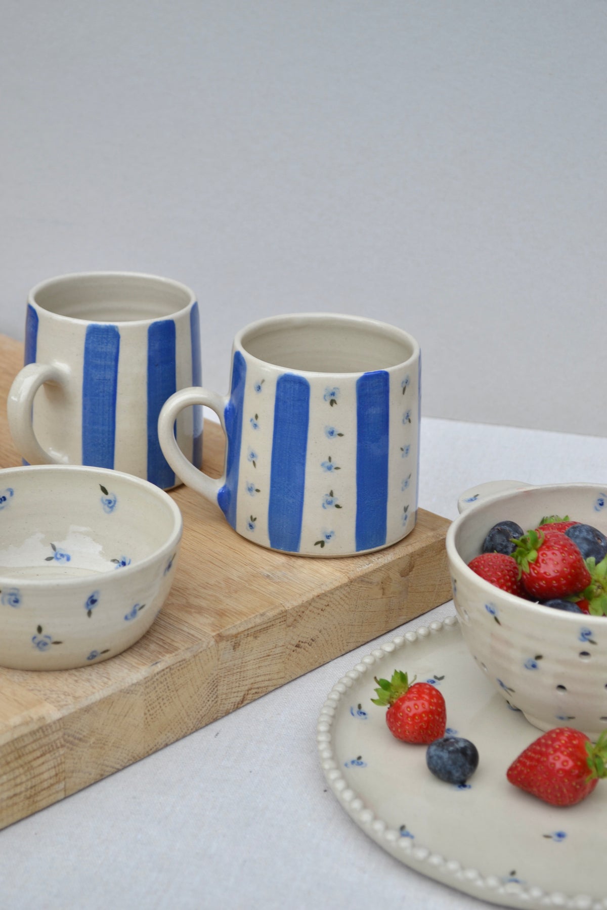 Mug- Blue Floral Stripe