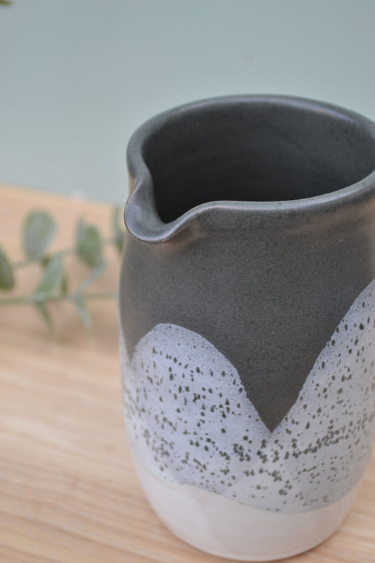 1 Pint Jug- Charcoal and White