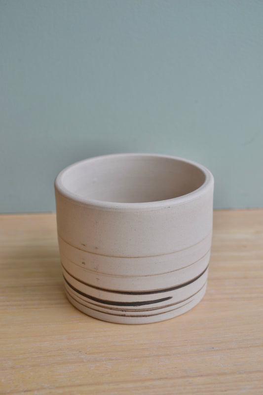 Small swirl pot *second*