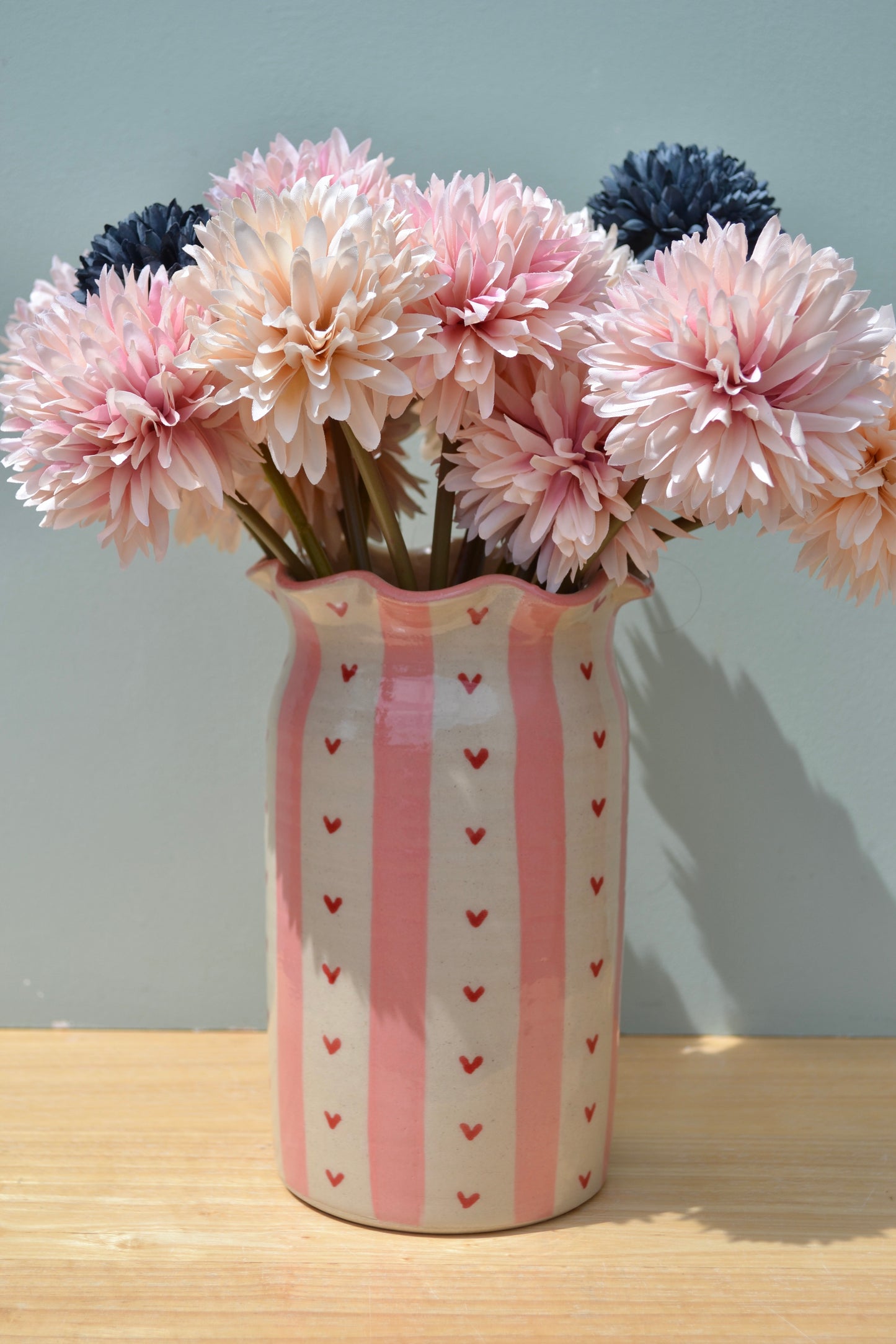Heart Stripe Frilled Vase