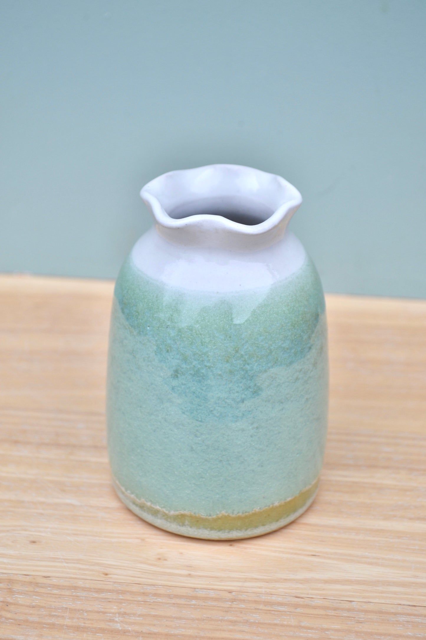 Frill Edge Vase-Apple Blossom and White