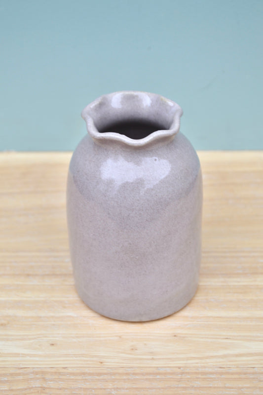 Frill Edge Vase- Pink